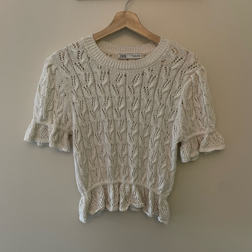 Zara Knit tee with lace detail and ruffle hems
